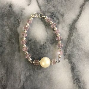 ✨Pink Crystal w/ faux Pearl Bracelet✨